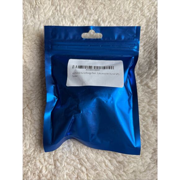 Delivering the Cutest and Sweetest Hearts ID Retractable Badge Reel New - Picture 4 of 4